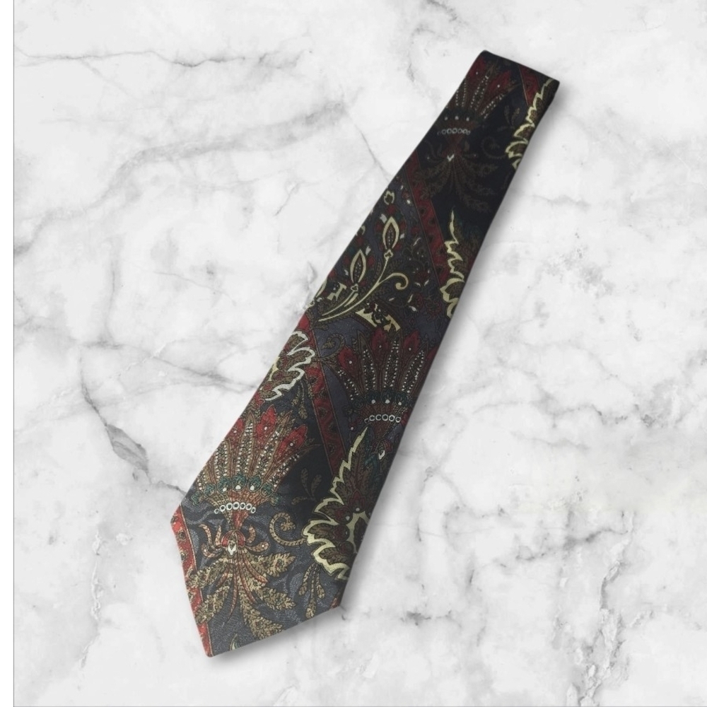 ISADOR, Elegant Paisley Men's Tie - Red and Gold.Hand Made Silk